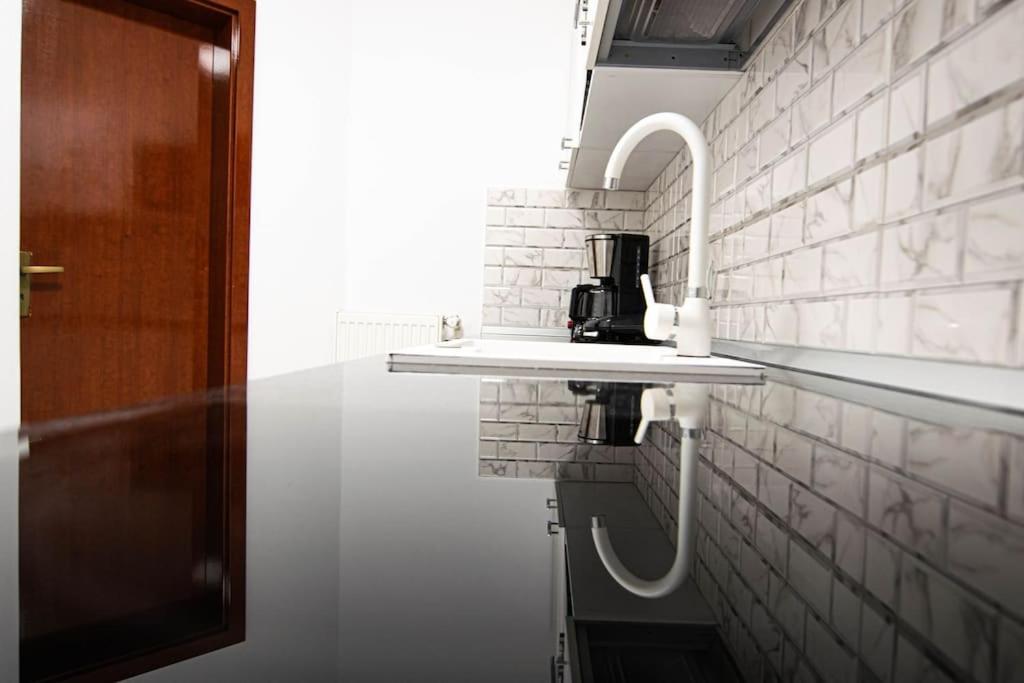 Ultra Central Luxury 3Br 2Bath Apt & Amazing Views Bucureşti Ngoại thất bức ảnh